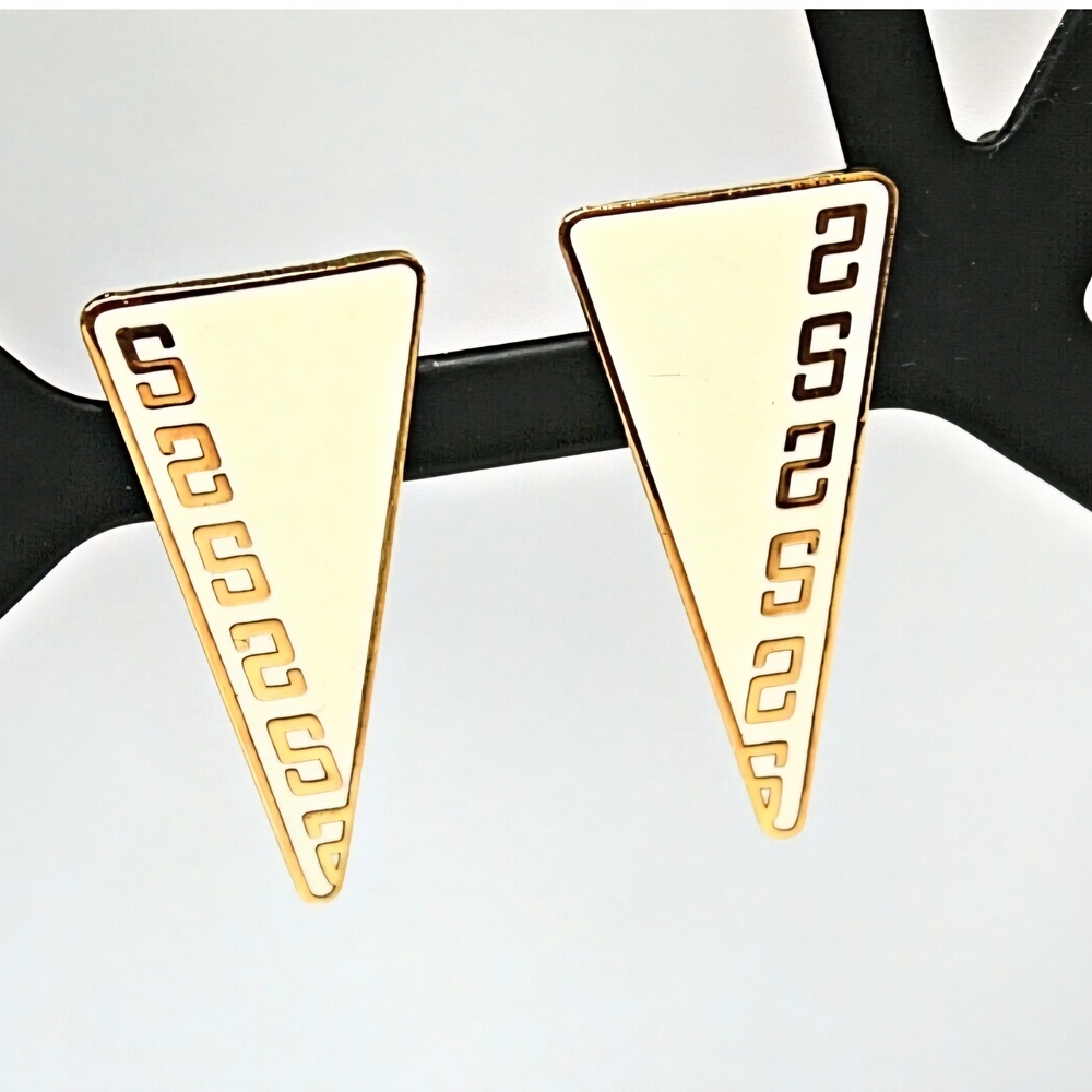 Samuel Huang New Elegant Gold Triangle Earrings With Yellow Enamel